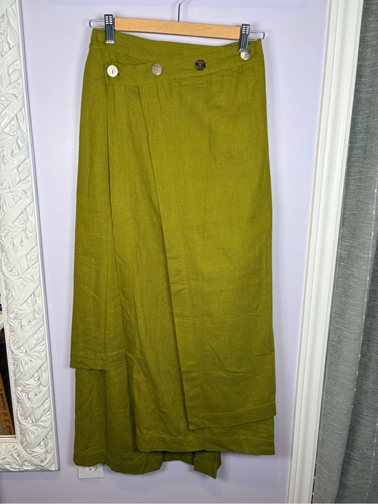 Kaliyana Dresses & Skirts - Kaliyana Linen Blend Olive Button-Accent Tiered Maxi Skirt M/L